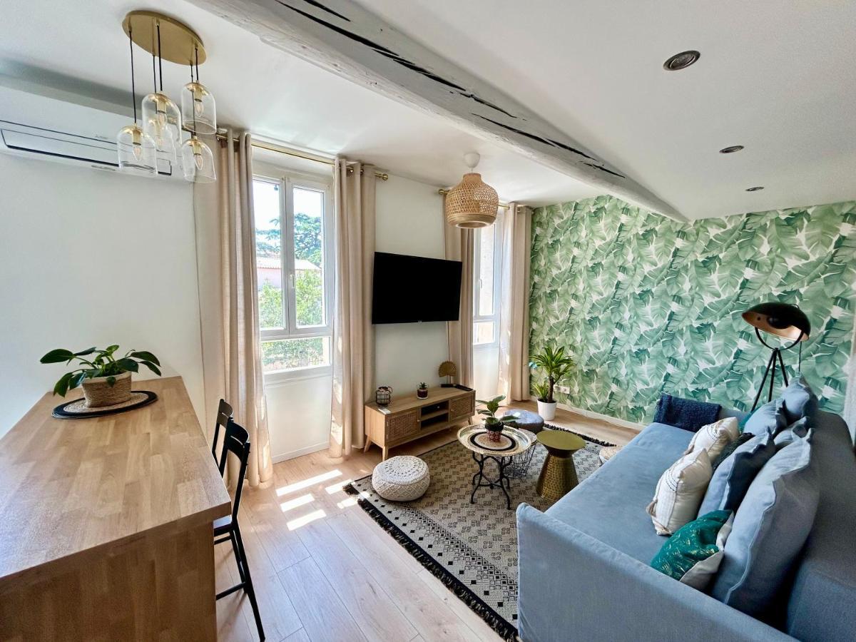 Rue Marceau Cogolin Apartment Exterior photo