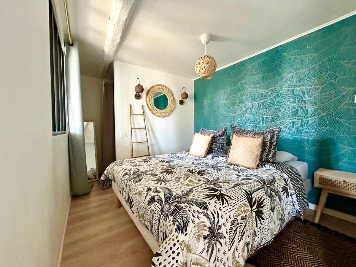 Rue Marceau Cogolin Apartment Exterior photo